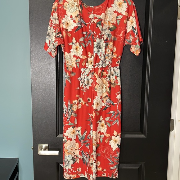 City Chic floral seduction knot dress - Picture 4 of 7